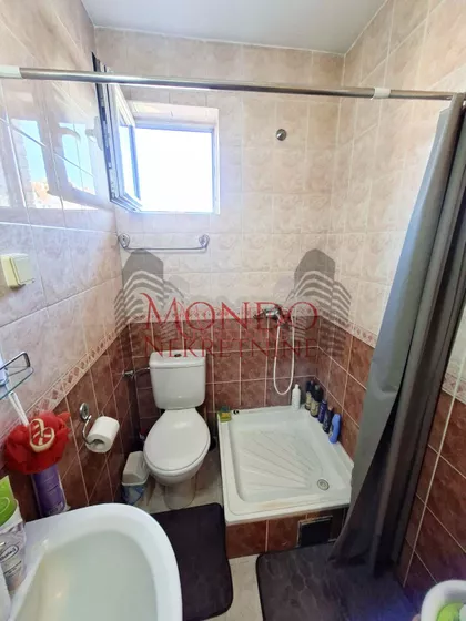 Dom Zdravlja | 4zida.rs