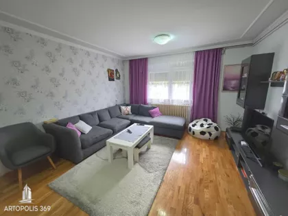 Ugrinovci | 4zida.rs