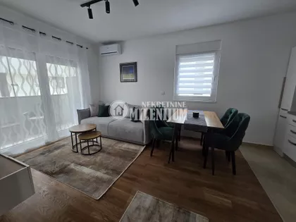 Vojvođanska | 4zida.rs