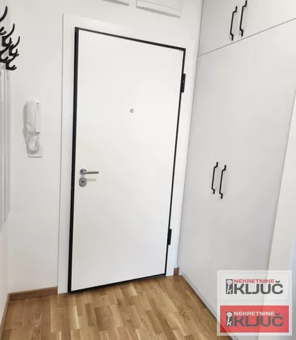 Sremska Kamenica | 4zida.rs
