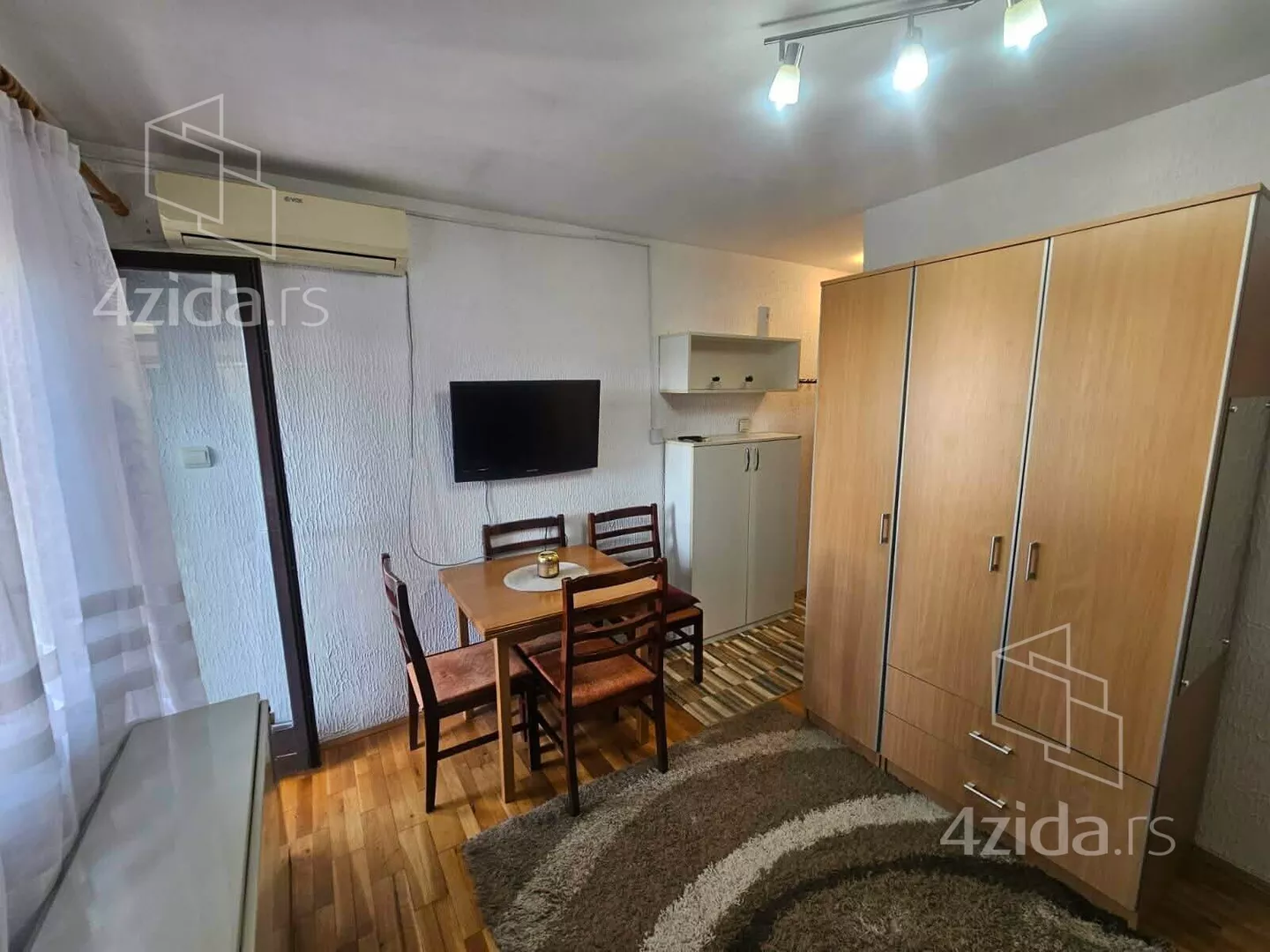 Garsonjera | 4zida