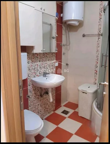 Kraljevačka | 4zida.rs