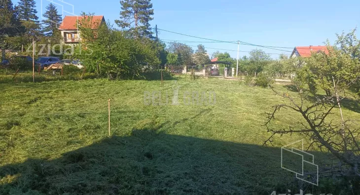 Plac | 4zida