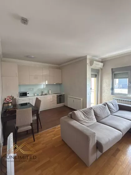 Južni Bulevar | 4zida.rs