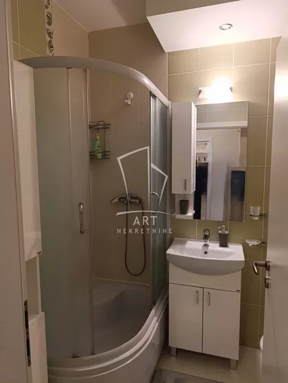 Golsvordijeva | 4zida.rs