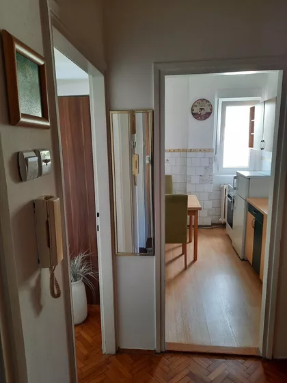 Makenzijeva | 4zida.rs