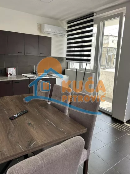 Triglavska | 4zida.rs