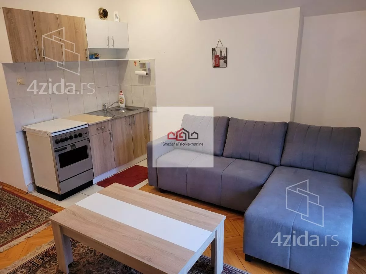 Garsonjera | 4zida