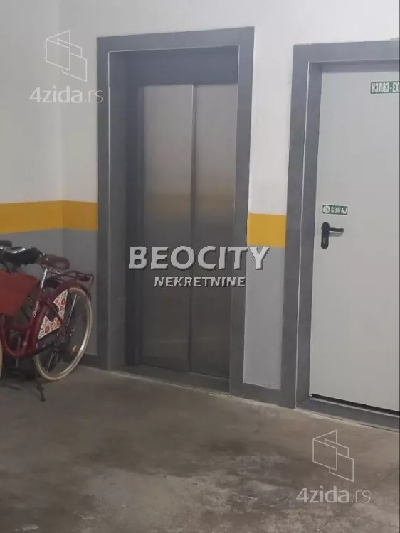 Garaža/Parking | 4zida