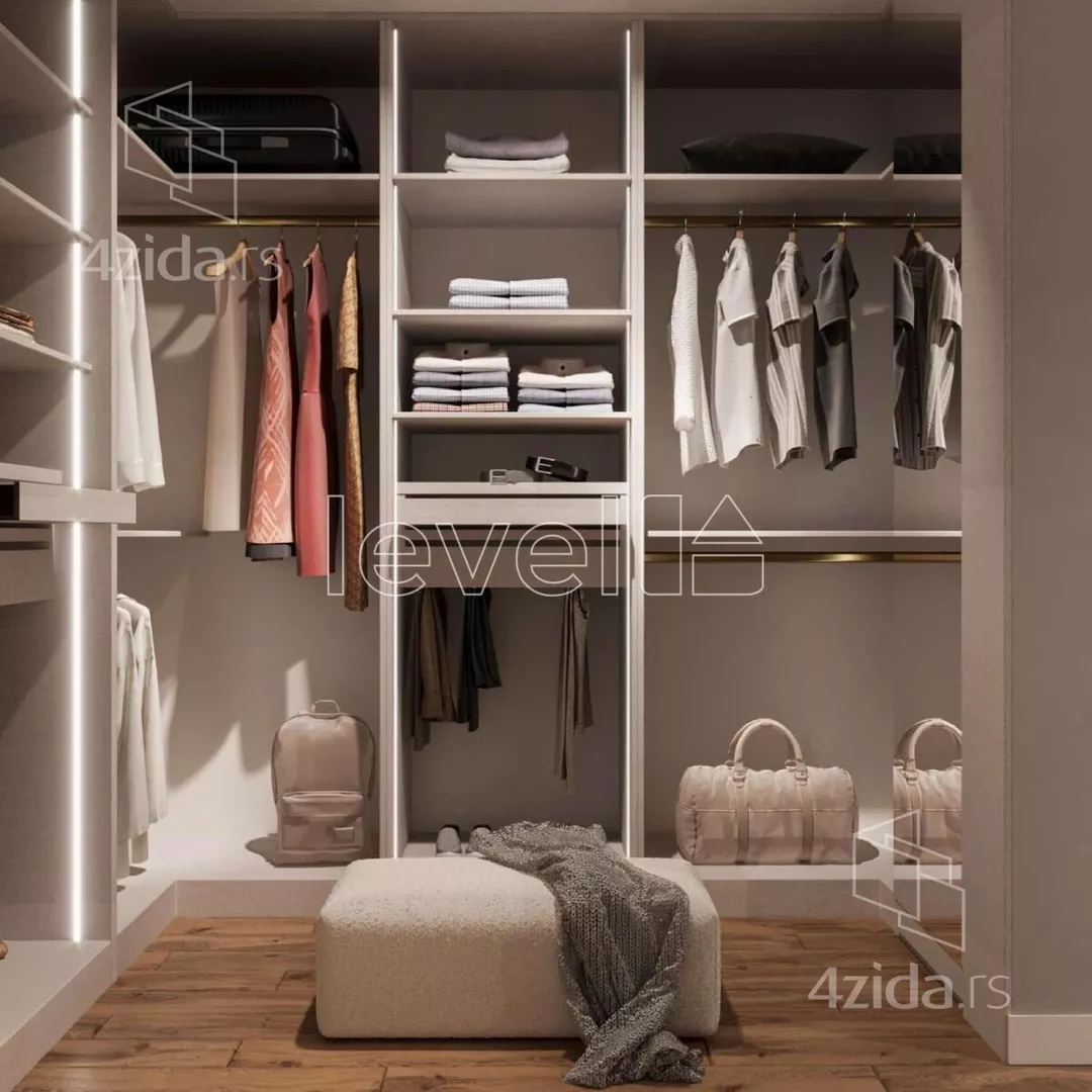 Četvoroiposoban stan | 4zida