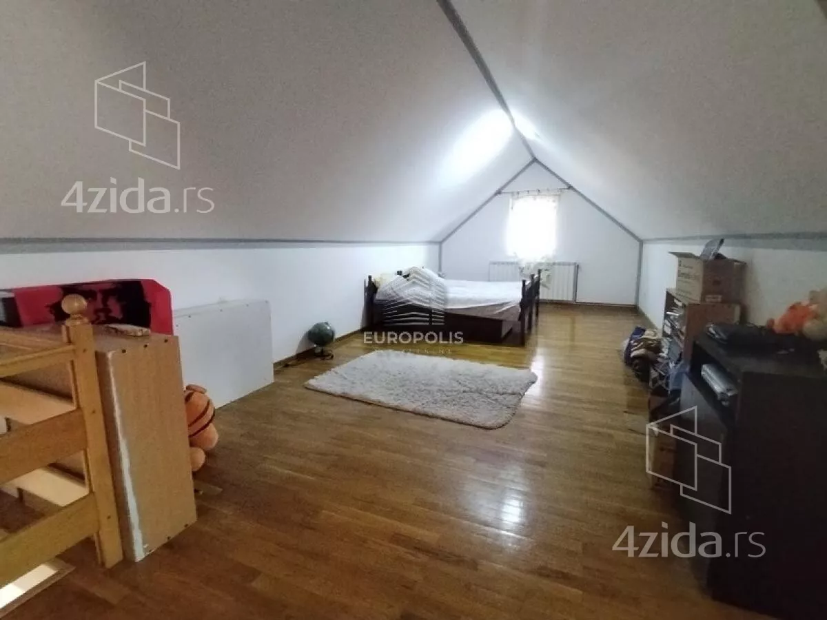 Kuća | 4zida