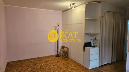 Nedeljka Gvozdenovića | 4zida.rs