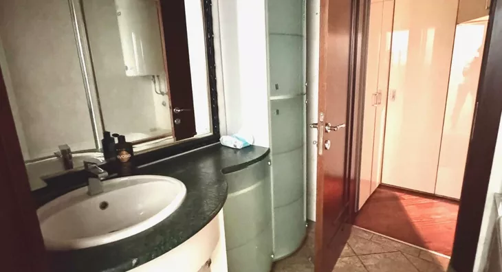 Četvoroiposoban stan | 4zida