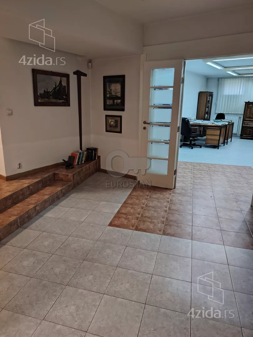 Poslovni prostor | 4zida
