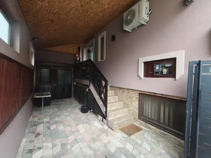 Karađorđev Trg | 4zida.rs