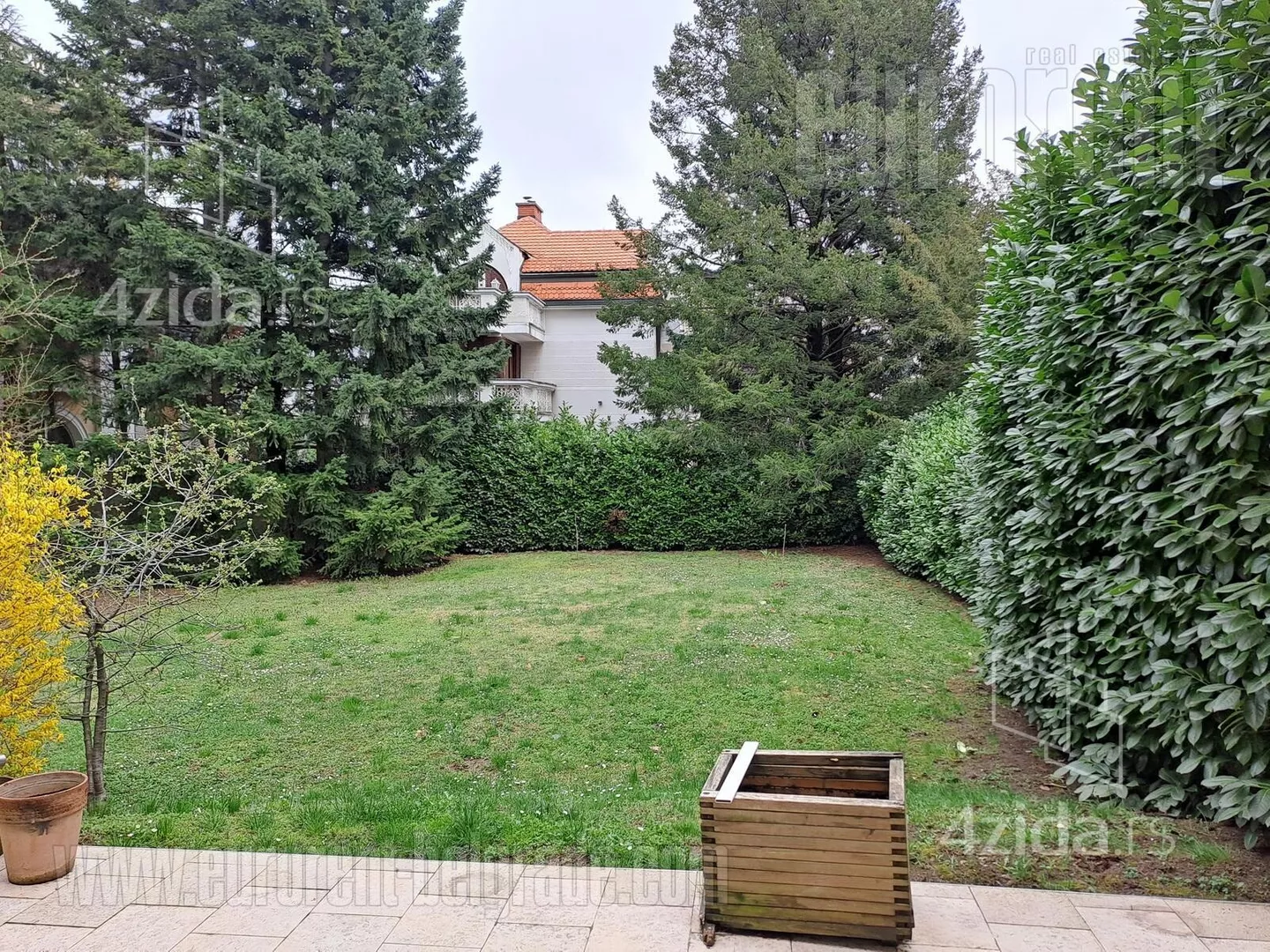 3-etažna kuća | 4zida