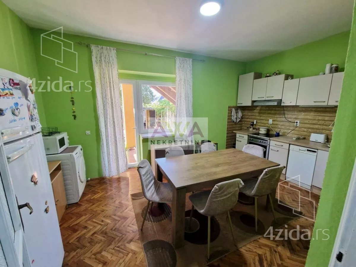 Kuća | 4zida