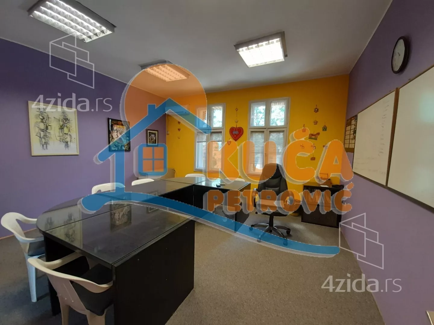 Lokal | 4zida