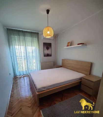 KRALJEVIĆA MARKA | 4zida.rs