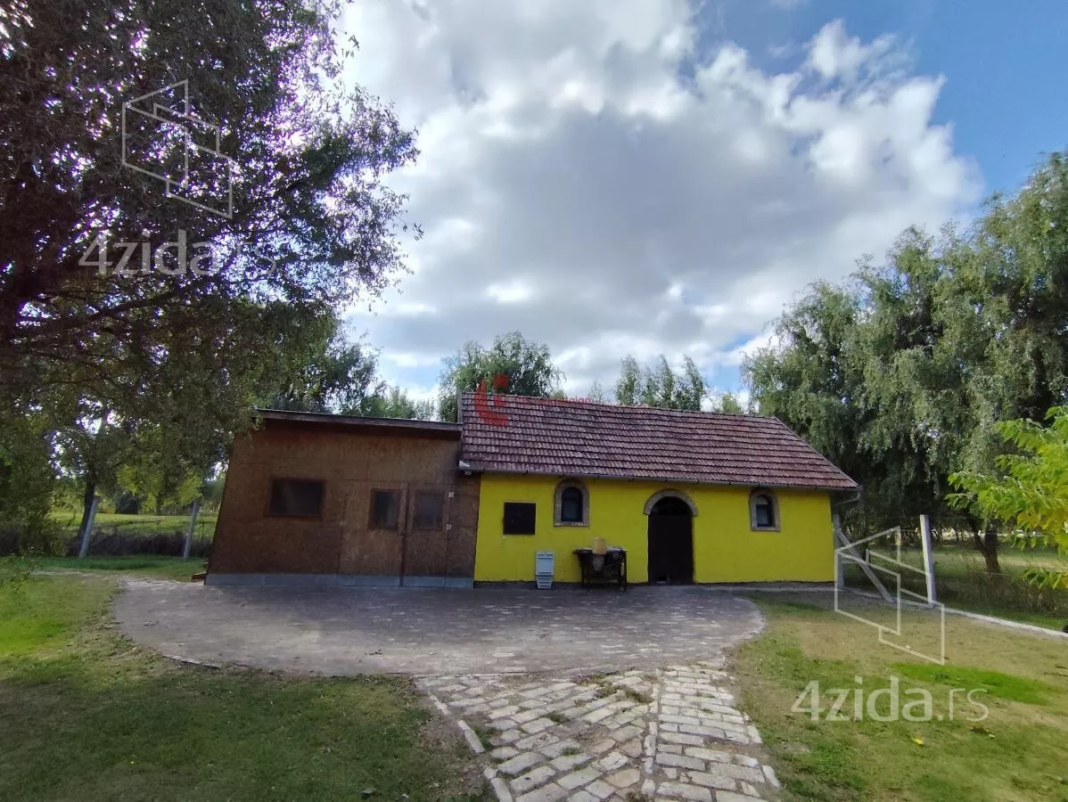 Ugostiteljski objekat | 4zida