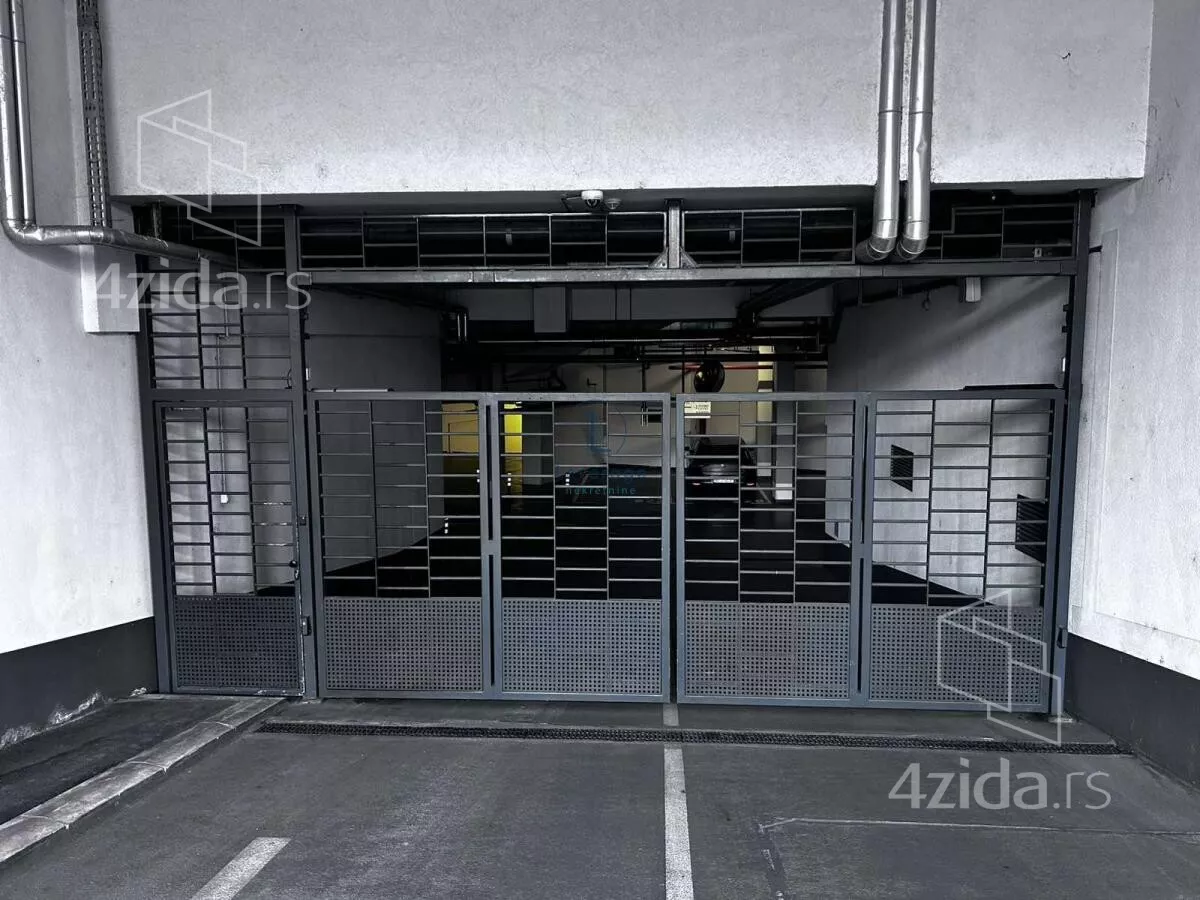 Garaža/Parking | 4zida