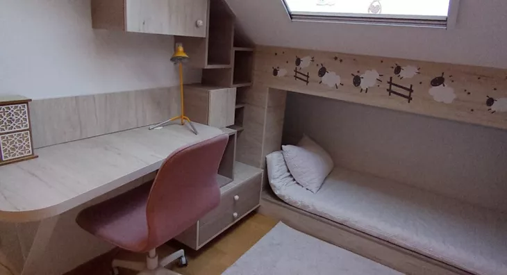 Četvoroiposoban stan | 4zida