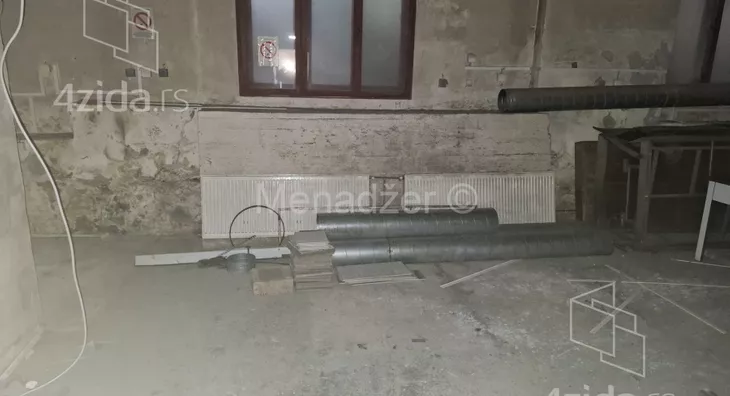 Poslovni prostor | 4zida