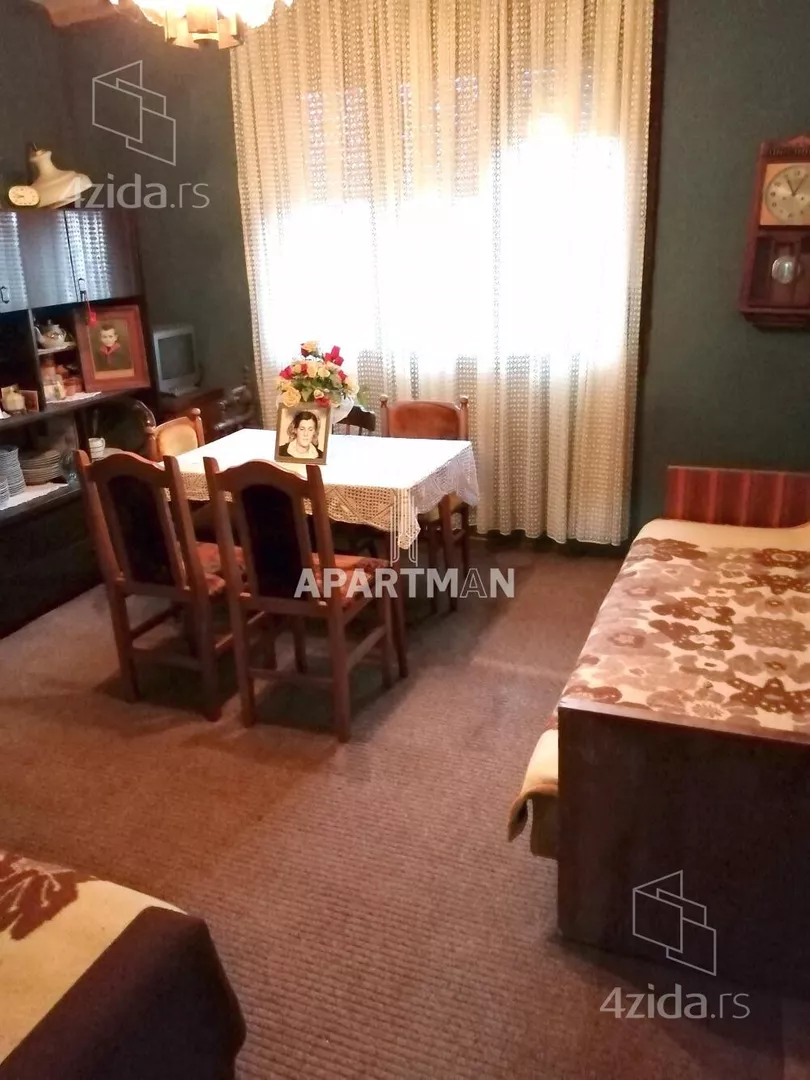 3-etažna kuća | 4zida