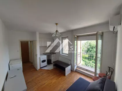 Banović Strahinje | 4zida.rs