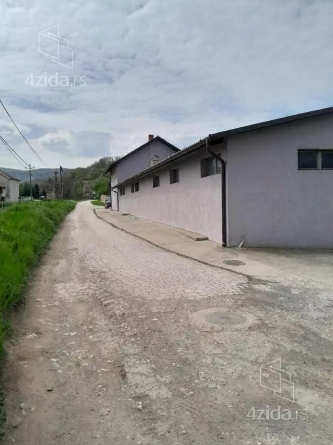 Poslovni prostor | 4zida