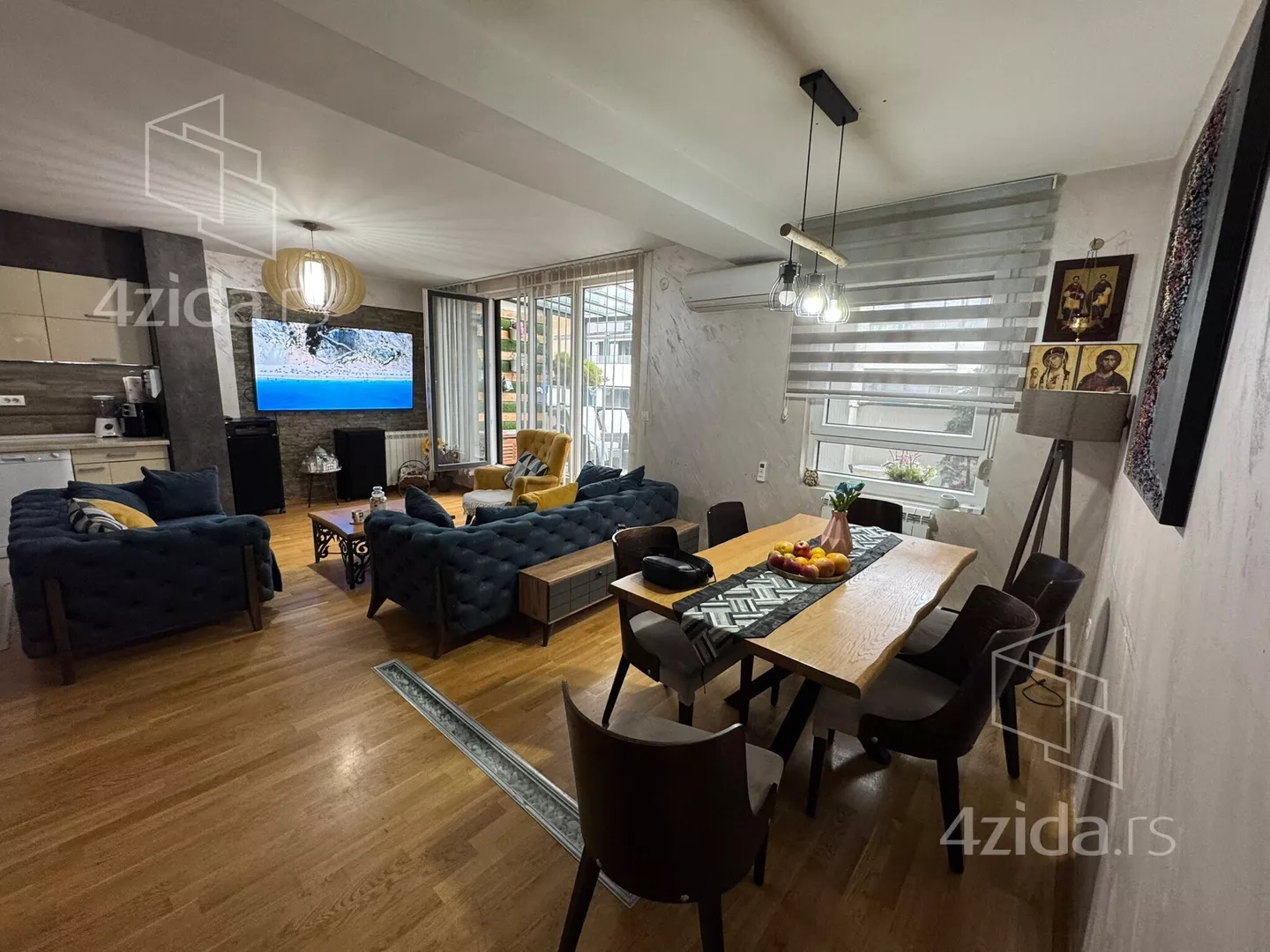 Četvorosoban stan | 4zida