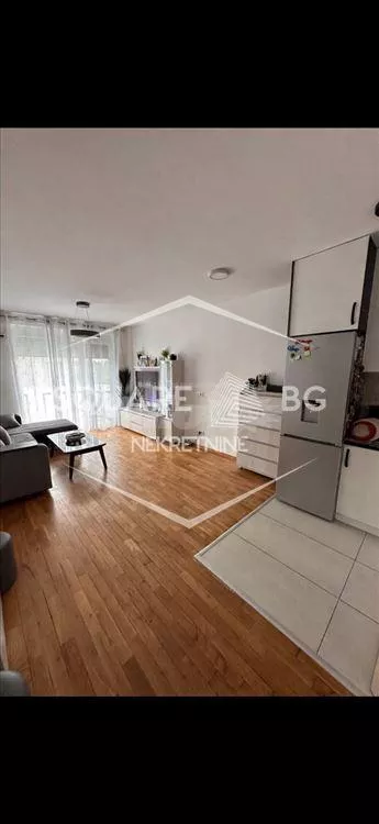 Prvomajska | 4zida.rs