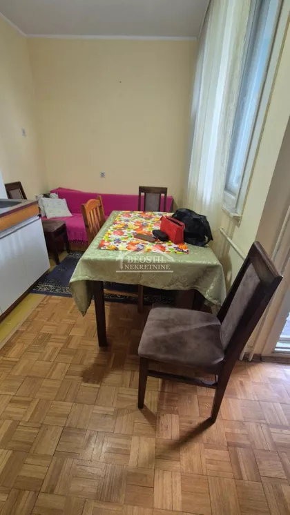 Prvomajska | 4zida.rs