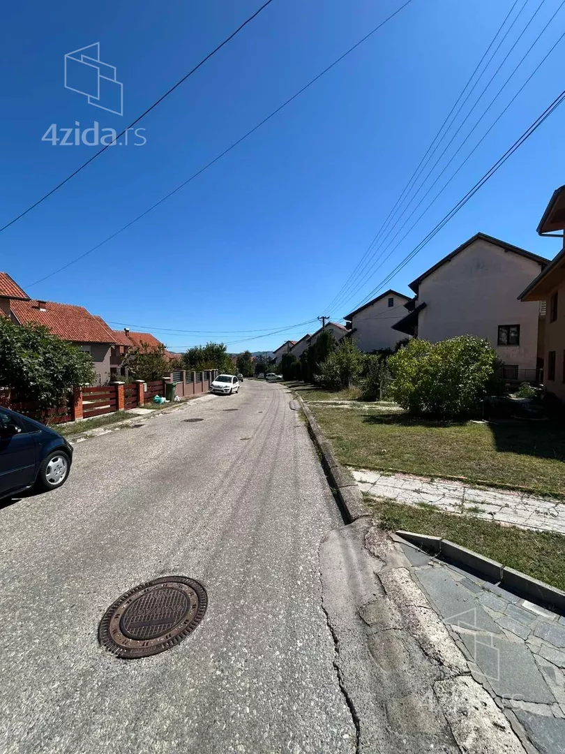 4-etažna kuća | 4zida