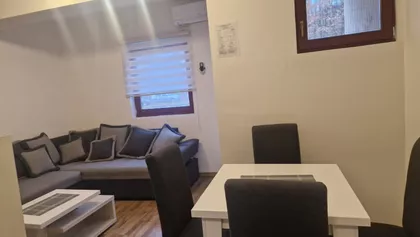 Nemanjina 24 | 4zida.rs