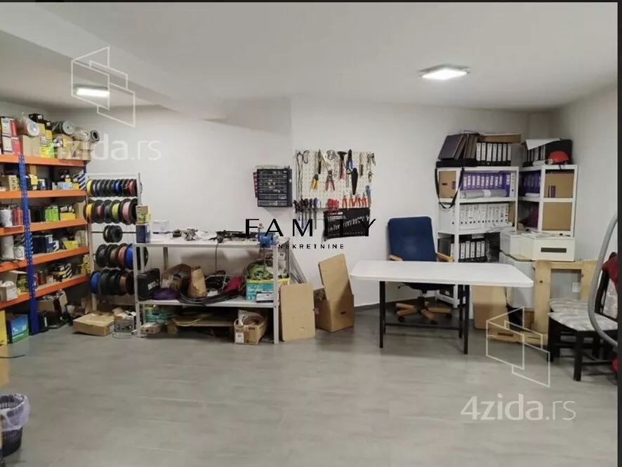 Poslovni prostor | 4zida