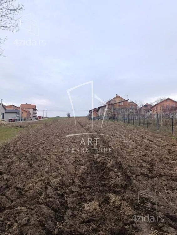Građevinsko zemljište | 4zida