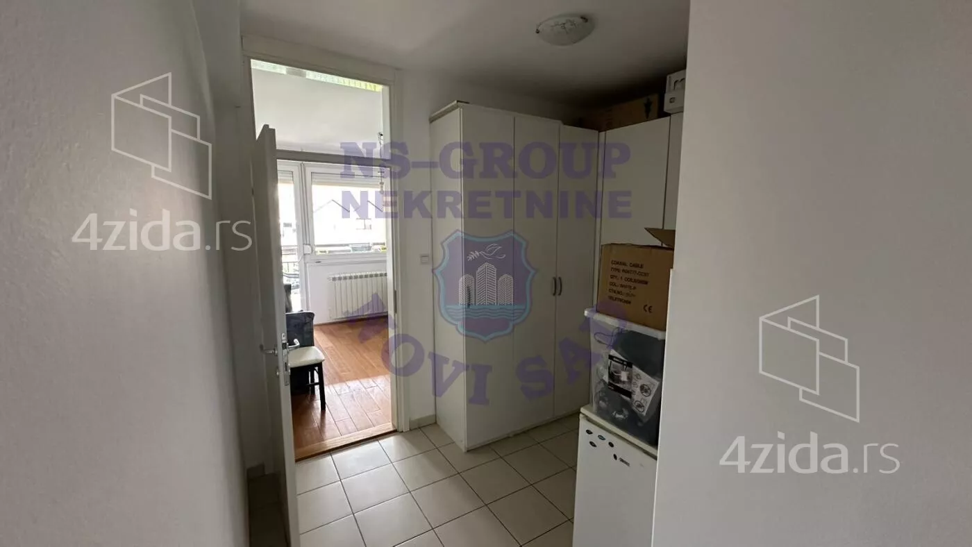 Četvoroiposoban stan | 4zida