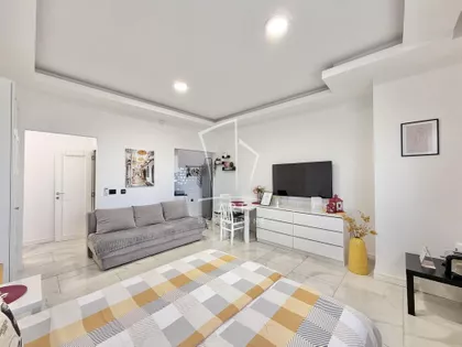 Cetinjska | 4zida.rs