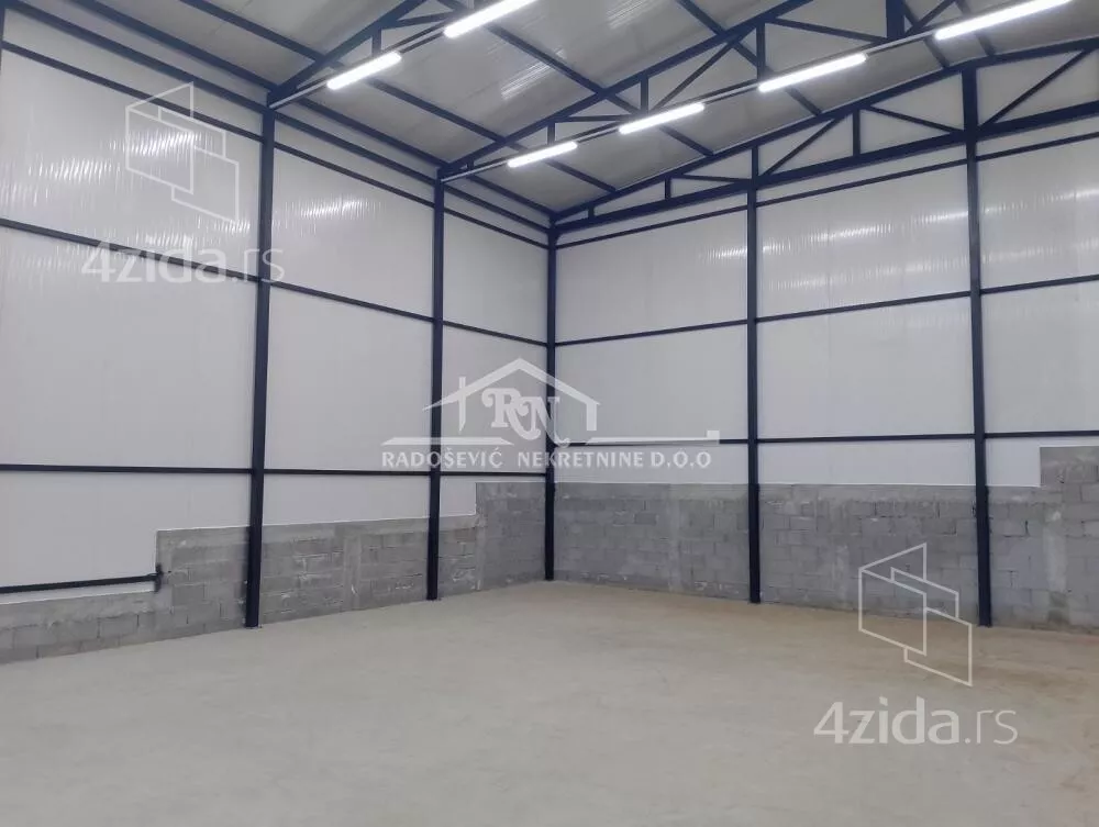 Poslovni prostor | 4zida