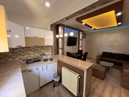 Trg Fontana | 4zida.rs