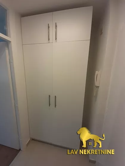 BULEVAR CARA LAZARA | 4zida.rs