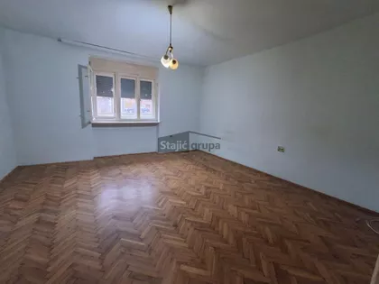 Cara Dušana | 4zida.rs