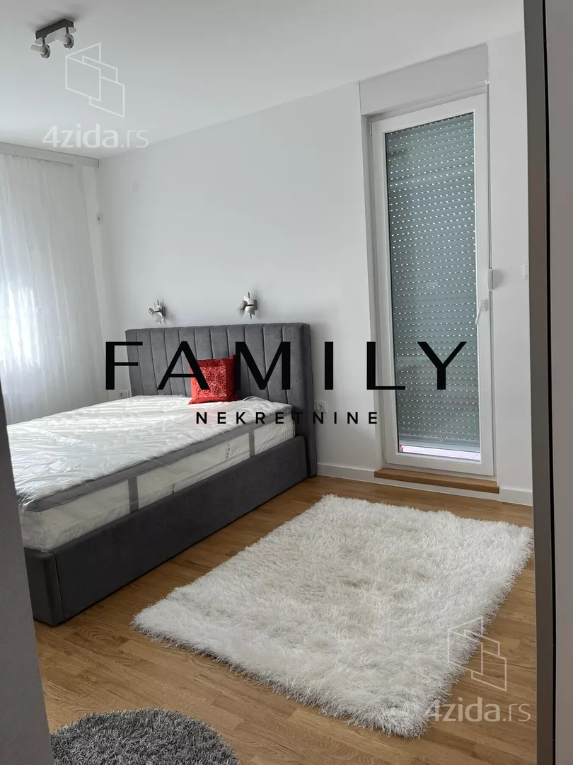 Četvoroiposoban stan | 4zida