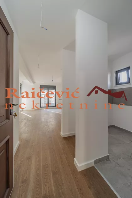 Petrovaradinska | 4zida.rs