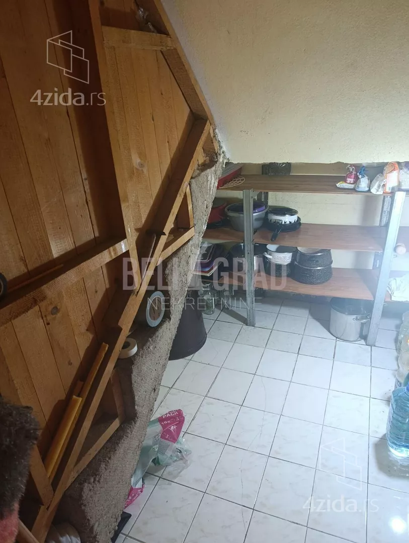Kuća | 4zida