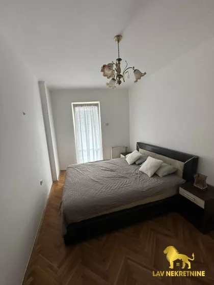 DANILA KIŠA | 4zida.rs