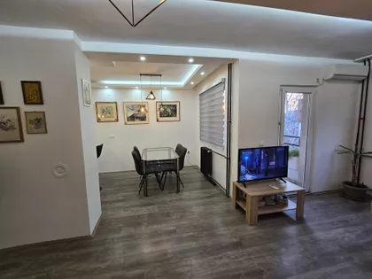 Vojvođanska | 4zida.rs