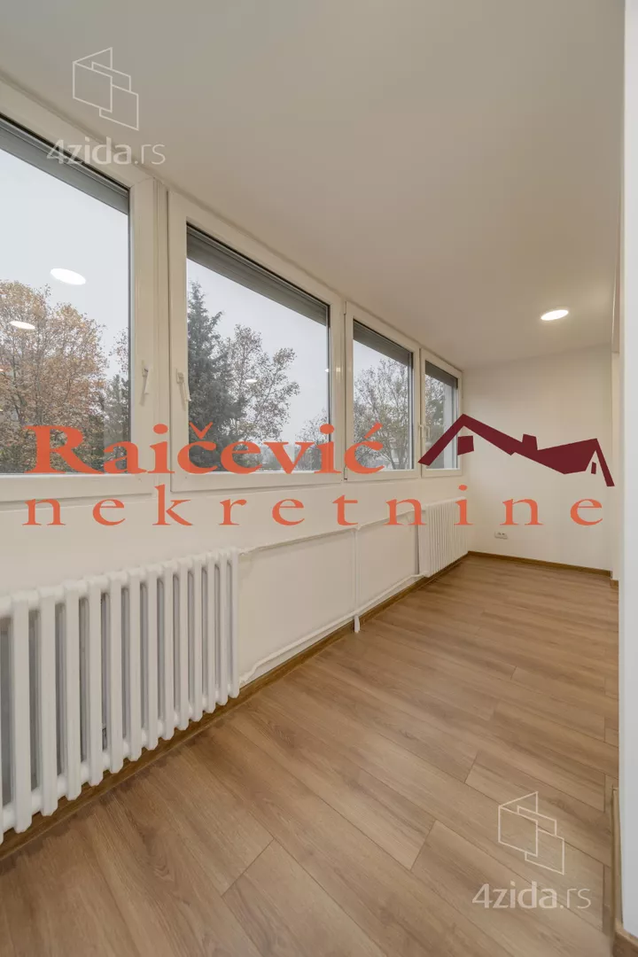 Petosoban stan | 4zida