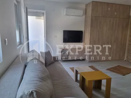 Mavrovska | 4zida.rs